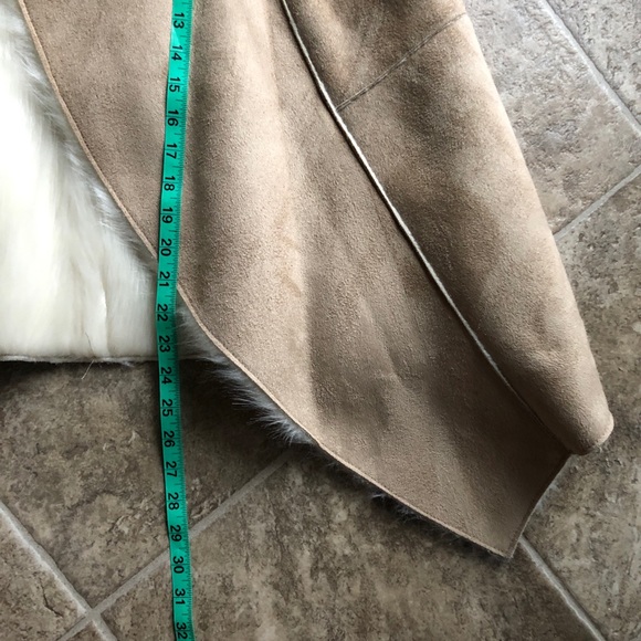 Design History NWT Suede Fur Vest Tan Natural - Picture 3 of 6